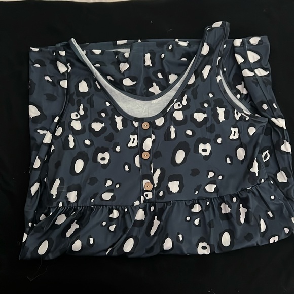 Temu Dresses & Skirts - Leopard Dress